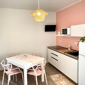 Rosa , Pacengo Di Lazise Italia